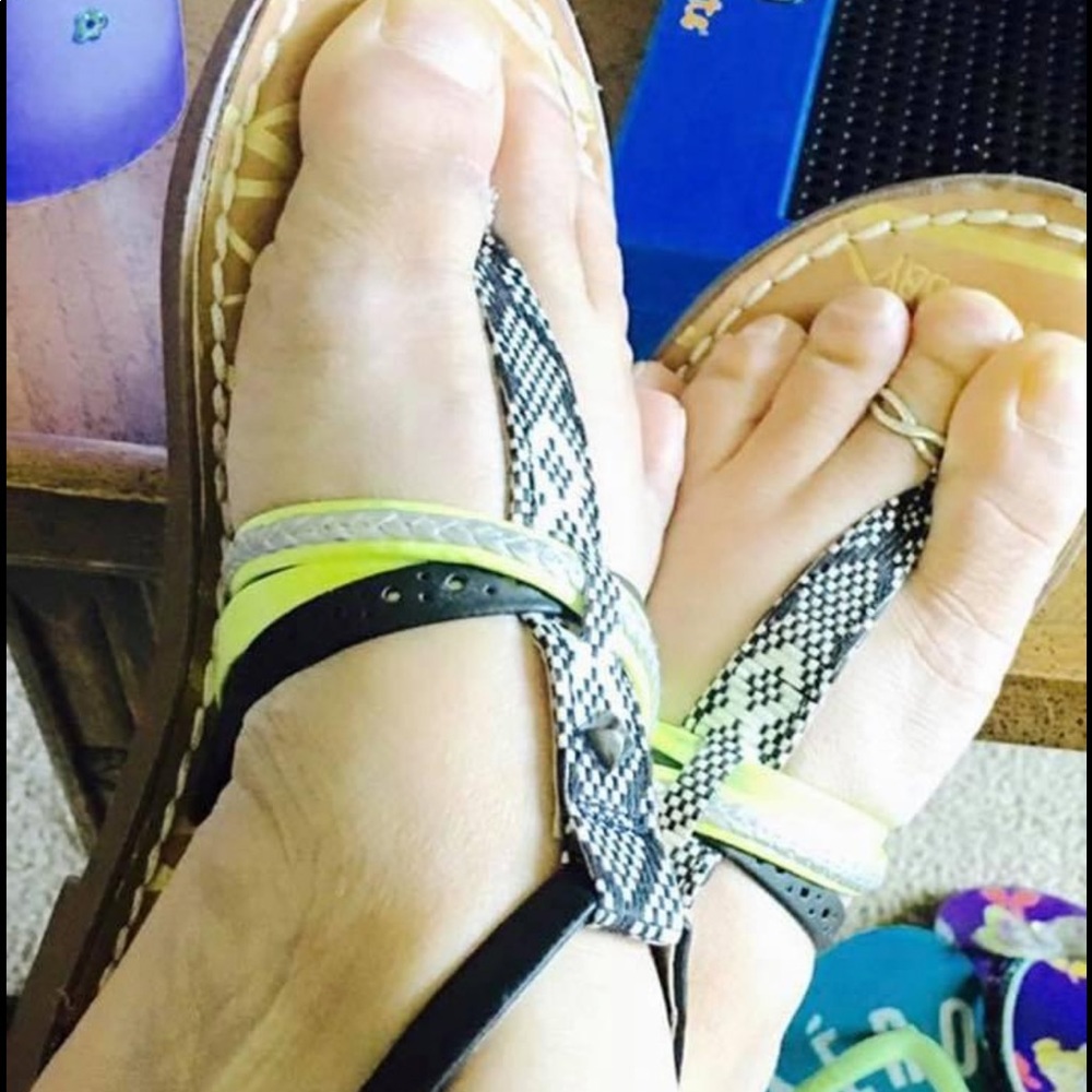 Sandals - Picture 2 of 2
